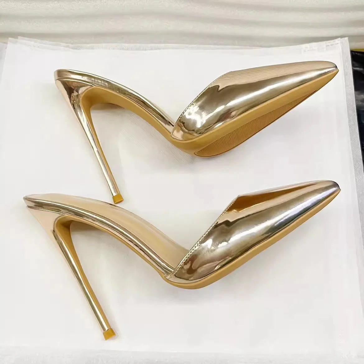 Pointed Toe 8/10/12 cm High Heel Mule for Women with a Distinctive Style, Wearing Ultra High Heel Half Slippers Externally