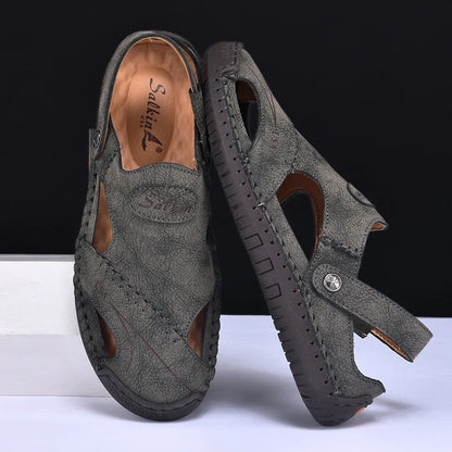 New Handmade Summer Sandals Men Breathable Leather Shoes Man Outdoor Men Sandals Antiskid Beach Sandals Hollow Shoes Fashion