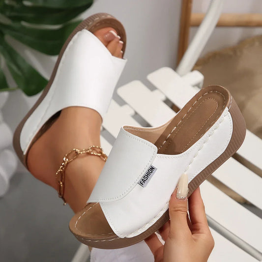 Women Wedge Slippers Summer 2025 New Fashion Slippers Open Toe Breathable Sandals Comfortable Buckle Woman Shoes Slides Women