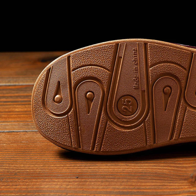 Luxury Men Leather Handmade Women Home Slippers Autumn Winter Plush Slip on Soft Black Brown Bedroom Indoor Flat Men Shoes