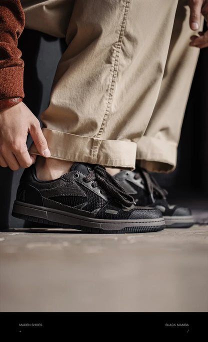Maden Casual Snake Year Black Mamba Men's Sneakers Low-Top Flat Sole Versatile Black Shoes for Spring Autumn Skateboarding Shoes
