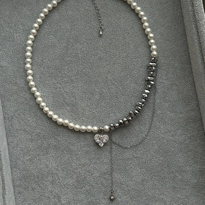 New Irregular Choker Vintage Tassels Zircon Heart Pendant Necklace For Women Female White Imitation Pearl Chain Valentine's Gift