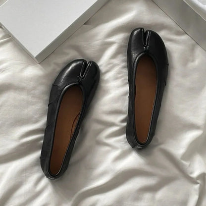 Split Toe Women Ballet Flats Fashion Tabi Shoes Casual Slip-on Loafers Ladies Pleated Leather Espadrilles Zapatillas Mujer