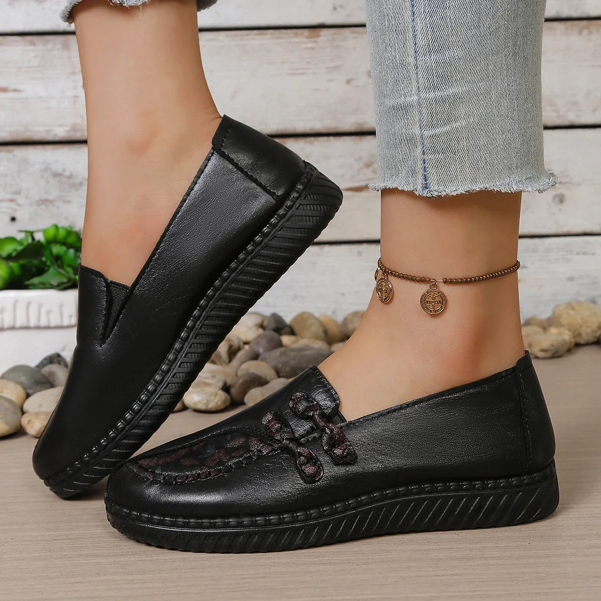Women's Spring Autumn Leather Loafers Floral Embossed Slip‑On Flats Anti‑Slip Comfort Casual Mom Daily Walking Free Shipping