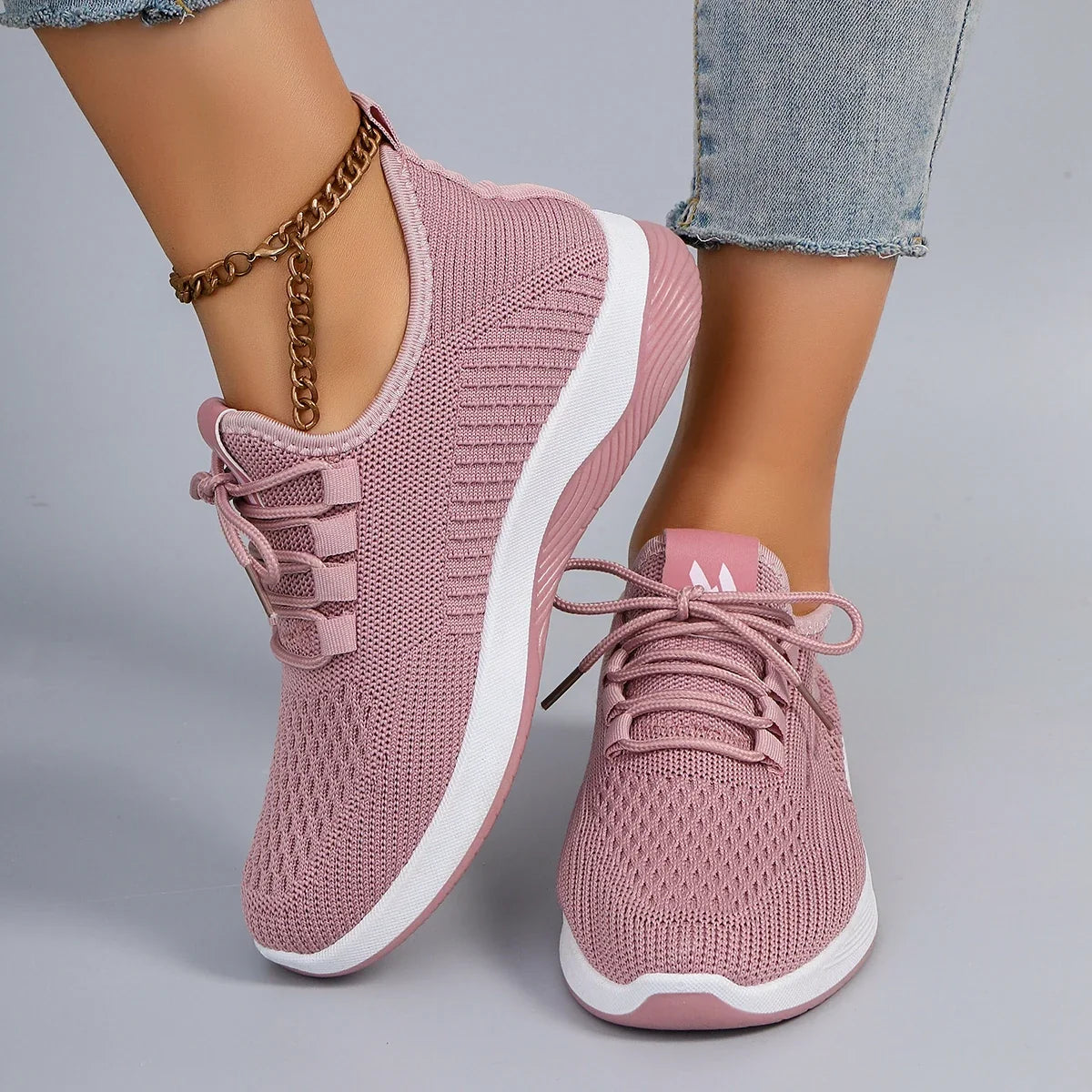 Spring and Autumn New Women's Casual Lace up Comfortable, Breathable, Lightweight and Wear-Resistant Sports Shoes