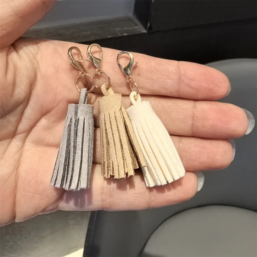1Pcs Autumn Winter Maillard Tassel Pendant Shoe Charms Leather Flower Shoelace Buckle Sports Shoe Decoration Accessory Buckle