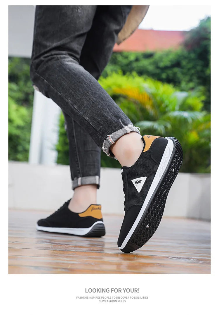 New 2026 Men's Casual Comfortable Breathable Sports Shoes Lightweight Anti-slip Wear-resistant Canvas Low-top round Toe Slip-On
