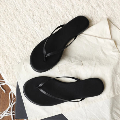 2025 new Spring/summer/women slippers candy-colored beach sandals outdoor wild fashion ladies flip flops