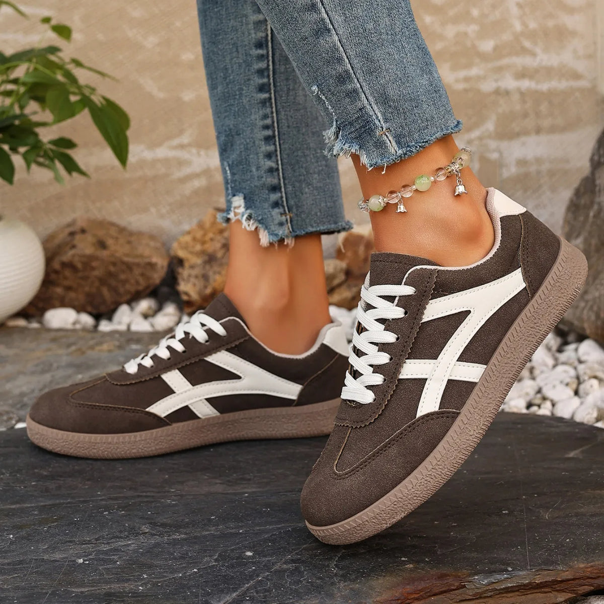 Women Sneakers 2026 Fashion Casual Flats Vulcanize Shoes Round Toe Lace Up Comfortable Flat Shoes for Women Zapatos De Mujer