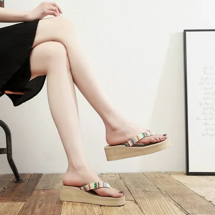 Women's Fashion Trend, Anti Slip, Wear-resistant, Comfortable Soft Bottom, Ethnic Style Flat Heel Flip Flops
