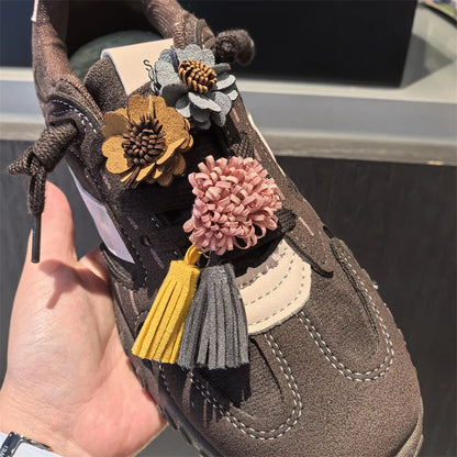 1Pcs Autumn Winter Maillard Tassel Pendant Shoe Charms Leather Flower Shoelace Buckle Sports Shoe Decoration Accessory Buckle