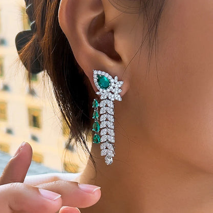 CWWZircons Dangling Leaf Drop Green Cubic Zirconia Luxury Long Earrings  for Women Beautiful Wedding Banquet Party Jewelry CZ959