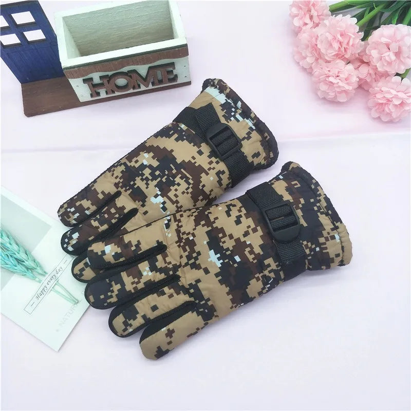 Kids Winter Gloves for Boys Girls 8-12 Years Old Fleece Lined Warm Thick Camouflage Ski Cycling Design Mittens Accessories