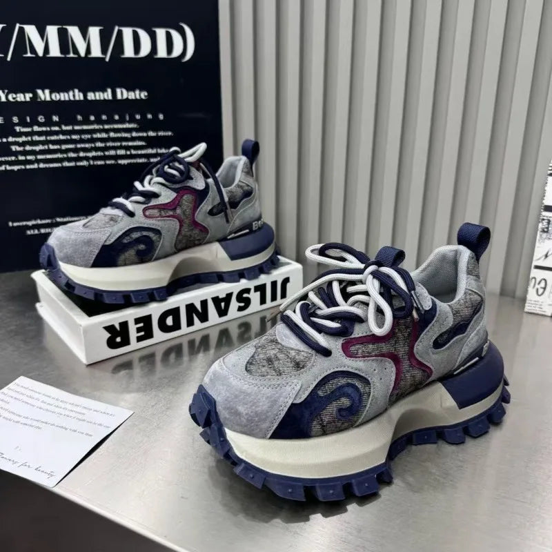 2026 Spring New Breathable and Versatile Fashionable Thick Bottom Anti Slip Casual Lightweight Forrest Dad Shoes for Women