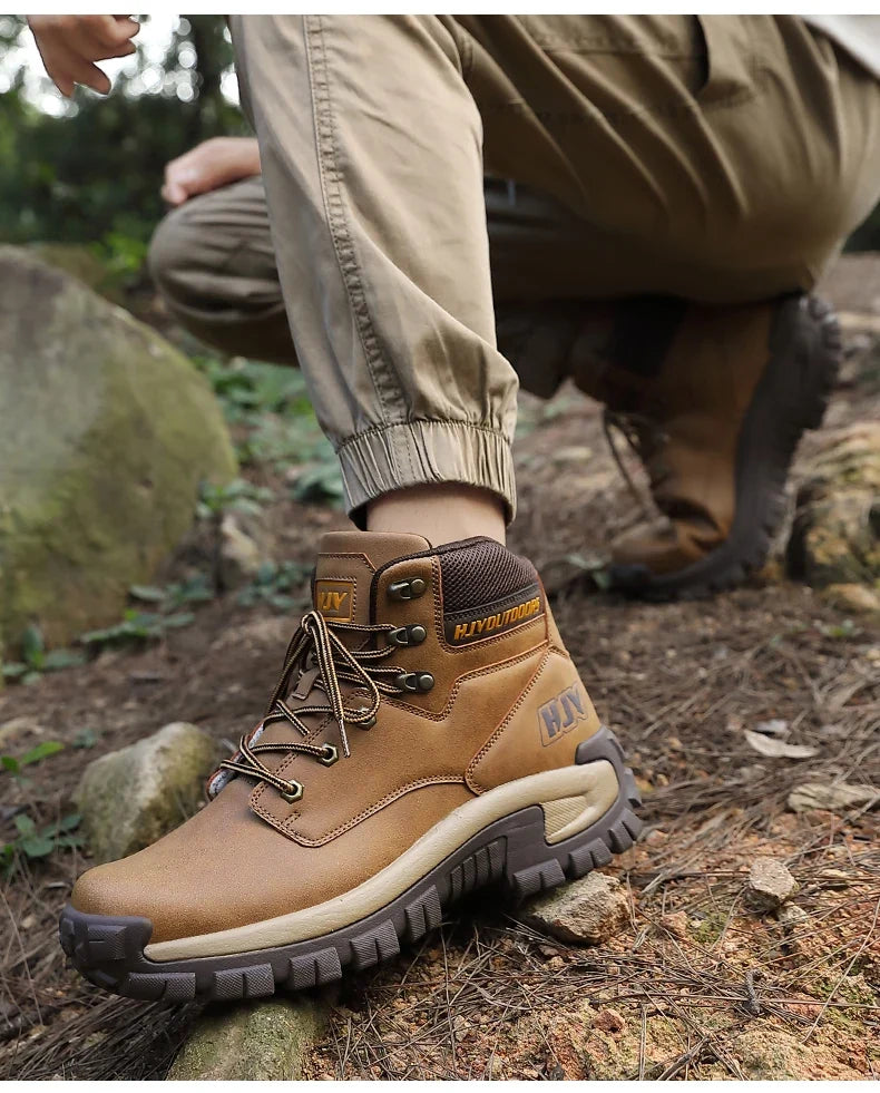 New Men's Boots Fashion Outdoor Boots Breathable Hiking Boots Autumn Shoes Sneakers Lightweight Non-slip Men Desert Ankle Boots