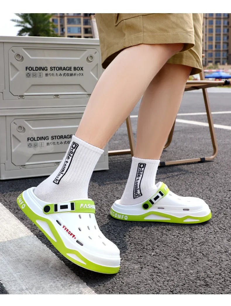 New fashion sandals Men's EVA casual comfortable hole garden shoes outdoor men's beach sandals indoor home unisex slippers