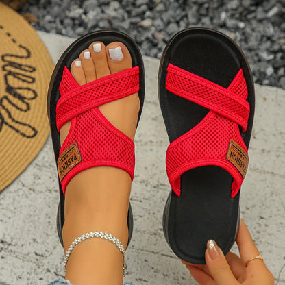 Women Flat Slippers Summer Outdoor Wear Sandals Soft Bottom Lightweight Shoes Women Casual Versatile Beach Slippers Slides Women
