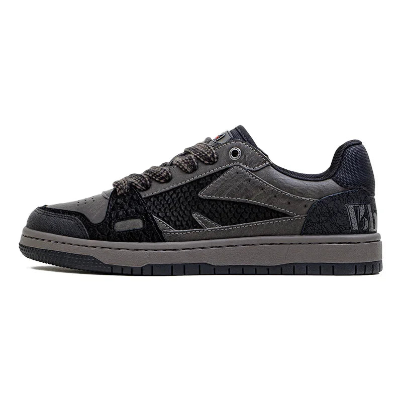 Maden Casual Snake Year Black Mamba Men's Sneakers Low-Top Flat Sole Versatile Black Shoes for Spring Autumn Skateboarding Shoes