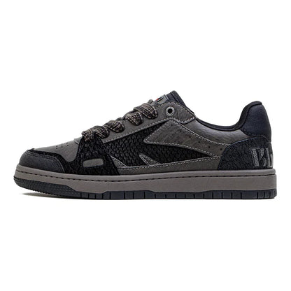 Maden Casual Snake Year Black Mamba Men's Sneakers Low-Top Flat Sole Versatile Black Shoes for Spring Autumn Skateboarding Shoes