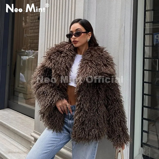 Neo Mint 2025 Winter Lulicore Fashion Brown Faux Fur Coat Women Chic Autumn Warm Fluffy Sheep Fur Jacket Big Fur Collar Overcoat