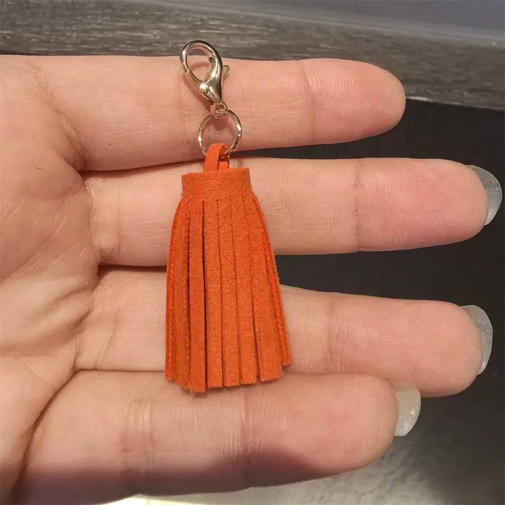 1Pcs Autumn Winter Maillard Tassel Pendant Shoe Charms Leather Flower Shoelace Buckle Sports Shoe Decoration Accessory Buckle