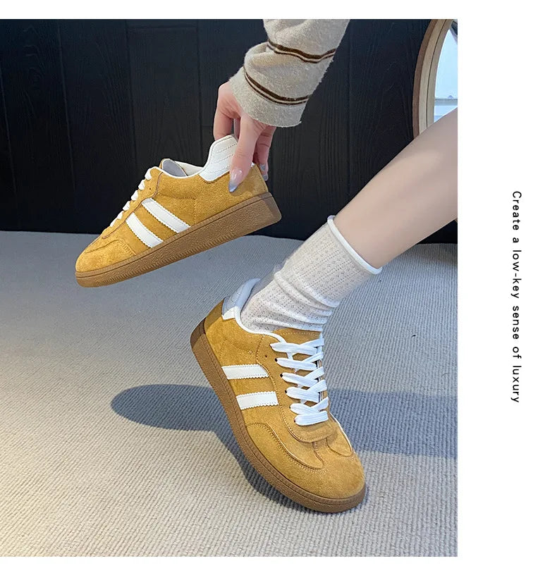 Autumn Women Casual Sports Shoes 2025 Comfortable Non Slip Outdoor Casual Shoes Soft Sole Retro Female Sneakers Zapatos Mujer