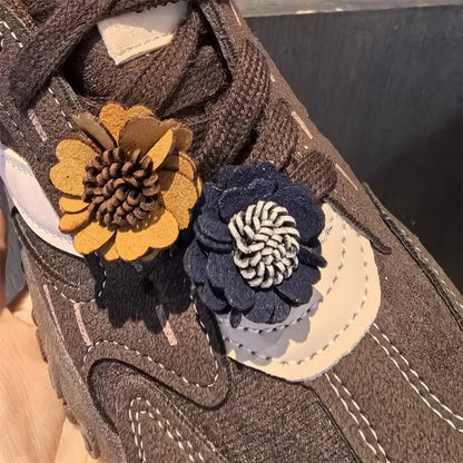 1Pcs Autumn Winter Maillard Tassel Pendant Shoe Charms Leather Flower Shoelace Buckle Sports Shoe Decoration Accessory Buckle