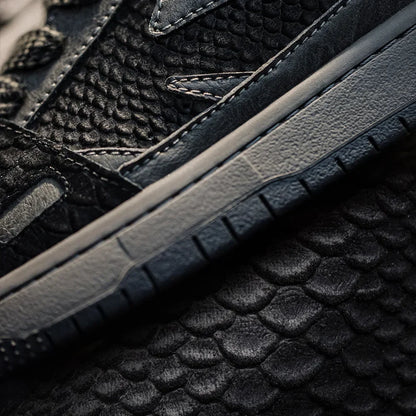 Maden Casual Snake Year Black Mamba Men's Sneakers Low-Top Flat Sole Versatile Black Shoes for Spring Autumn Skateboarding Shoes