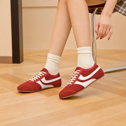 German Training Shoes Women 2026 New Genuine Leather Women Sneakers Flat Lace-up Retro Large Size Forrest Gump Shoes Women