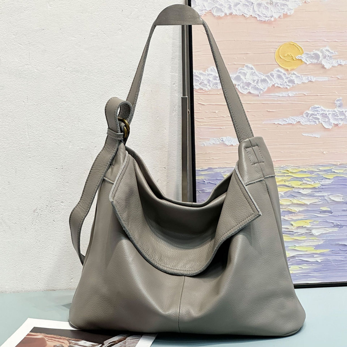 Stylish And Versatile Womens Shoulder And Crossbody Bag