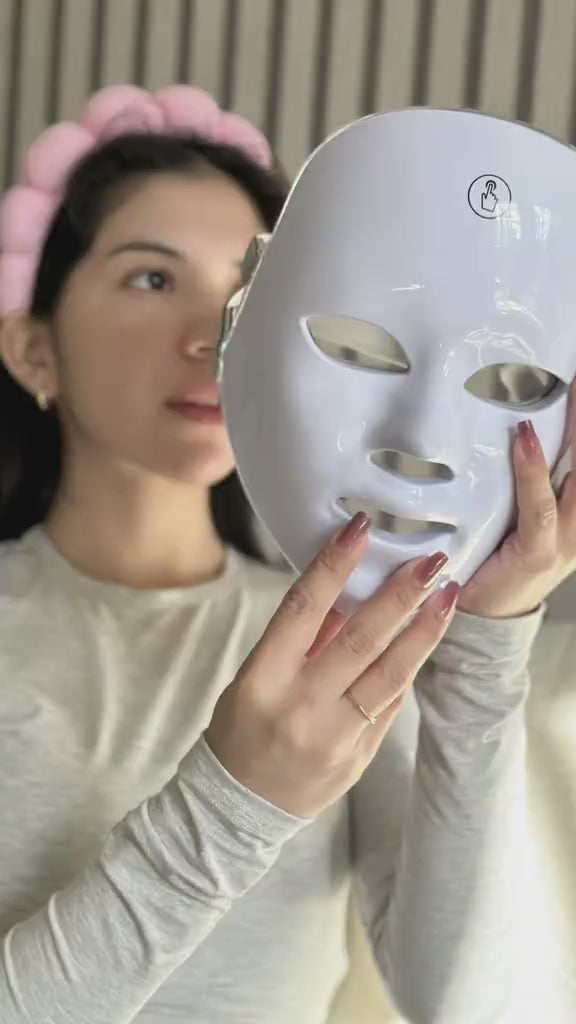 Luxe Derma Light Mask Video